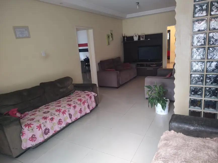 Foto 9 de Casa com 3 quartos à venda, 192m2 em Residencial Maricá, Pindamonhangaba - SP