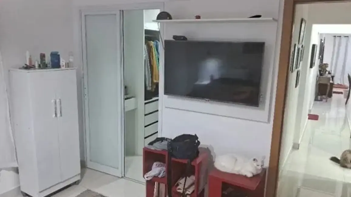 Foto 6 de Casa com 3 quartos à venda, 217m2 em Pindamonhangaba - SP