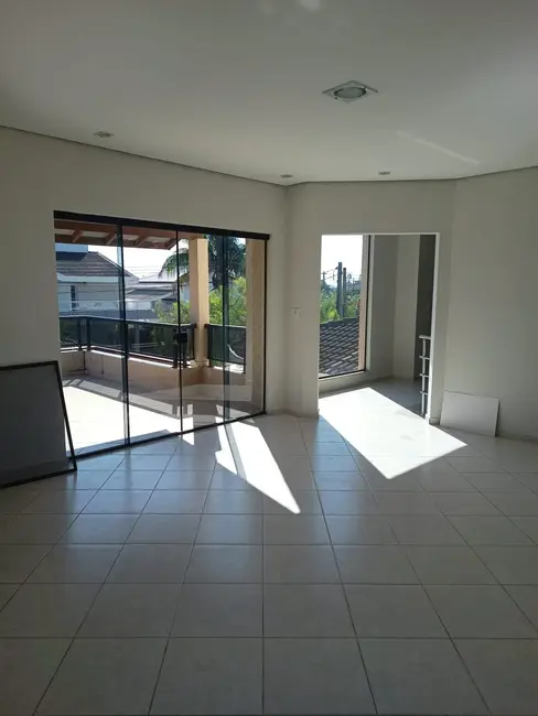 Foto 7 de Sobrado com 4 quartos à venda e para alugar, 311m2 em Mombaça, Pindamonhangaba - SP