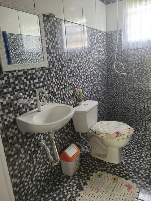 Foto 4 de Casa com 2 quartos à venda, 90m2 em Pindamonhangaba - SP