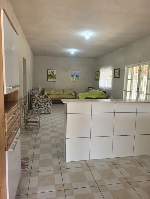 Foto 2 de Casa com 2 quartos à venda, 90m2 em Pindamonhangaba - SP