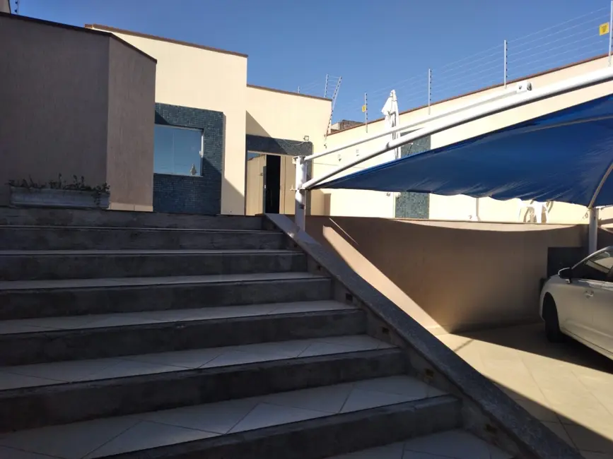 Foto 8 de Casa com 3 quartos à venda, 124m2 em Residencial Estoril, Taubate - SP