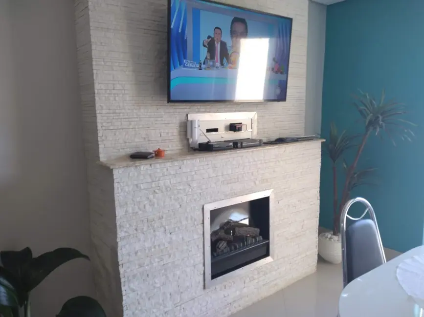 Casa com 3 quartos à venda, 124m2 em Residencial Estoril, Taubate - SP - imagem 7 Foto 7 de Casa com 3 quartos à venda, 124m2 em Residencial Estoril, Taubate - SP