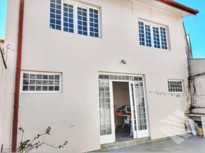 Foto 8 de Sobrado com 3 quartos à venda, 240m2 em Centro, Taubate - SP