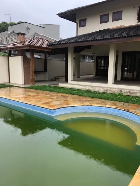 Foto 5 de Casa com 3 quartos à venda, 444m2 em Nossa Senhora do Perpétuo Socorro, Pindamonhangaba - SP