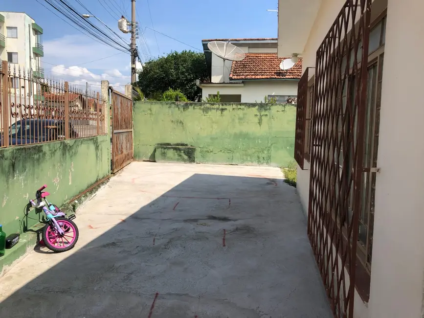 Foto 1 de Casa com 5 quartos à venda, 180m2 em Jardim Cristina, Pindamonhangaba - SP