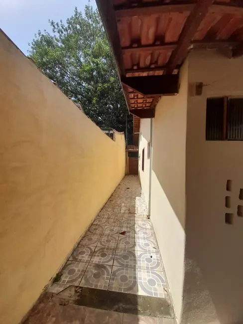 Foto 3 de Casa com 2 quartos à venda, 178m2 em Centro, Tremembe - SP