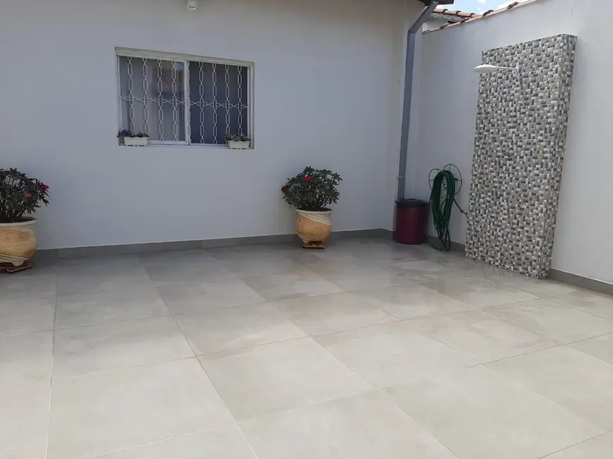 Foto 5 de Casa com 4 quartos à venda, 171m2 em Santana, Pindamonhangaba - SP