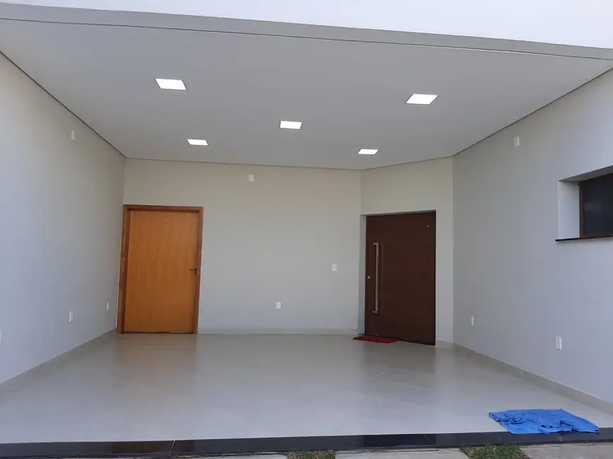 Foto 3 de Sobrado com 4 quartos à venda, 450m2 em Village Mantiqueira, Guaratingueta - SP