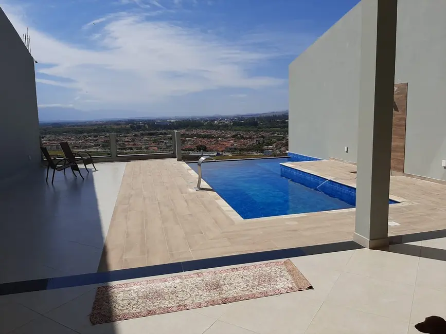 Foto 6 de Sobrado com 4 quartos à venda, 450m2 em Village Mantiqueira, Guaratingueta - SP