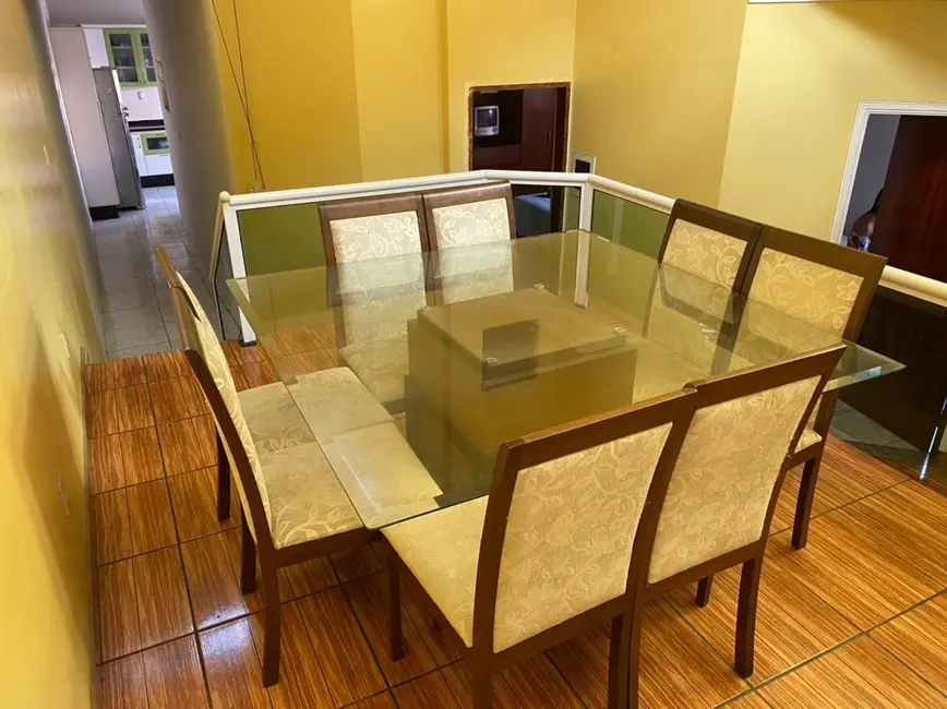 Foto 8 de Casa com 4 quartos à venda, 140m2 em Jardim Gurilândia, Taubate - SP
