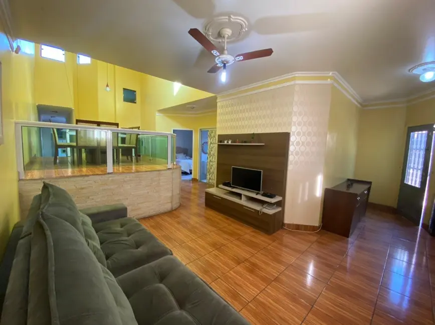 Foto 4 de Casa com 4 quartos à venda, 140m2 em Jardim Gurilândia, Taubate - SP