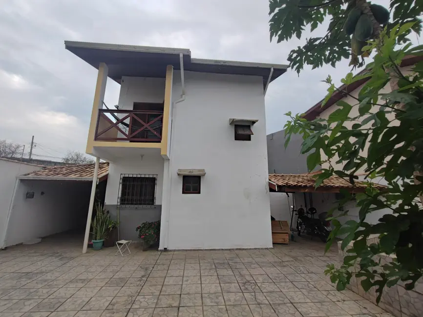 Foto 2 de Sobrado com 3 quartos à venda, 125m2 em Parque das Nações, Pindamonhangaba - SP