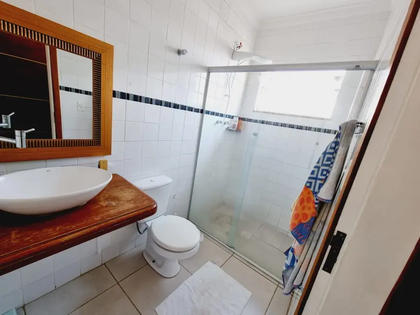 Foto 8 de Casa de Condomínio com 3 quartos à venda, 180m2 em Chácaras Reunidas Brasil, Taubate - SP