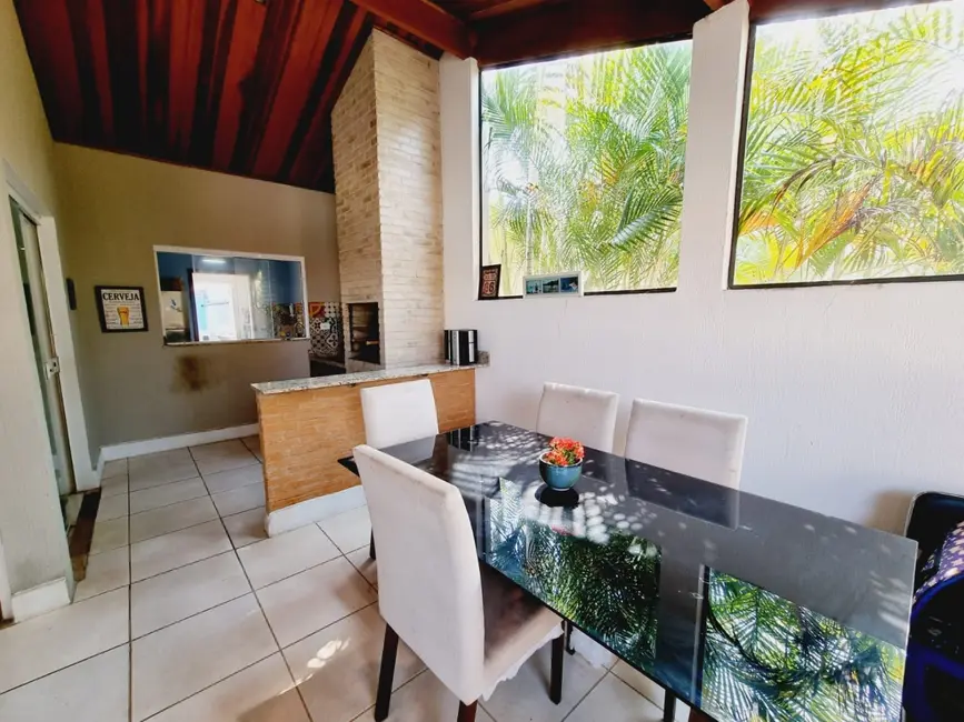 Foto 7 de Casa de Condomínio com 3 quartos à venda, 180m2 em Chácaras Reunidas Brasil, Taubate - SP