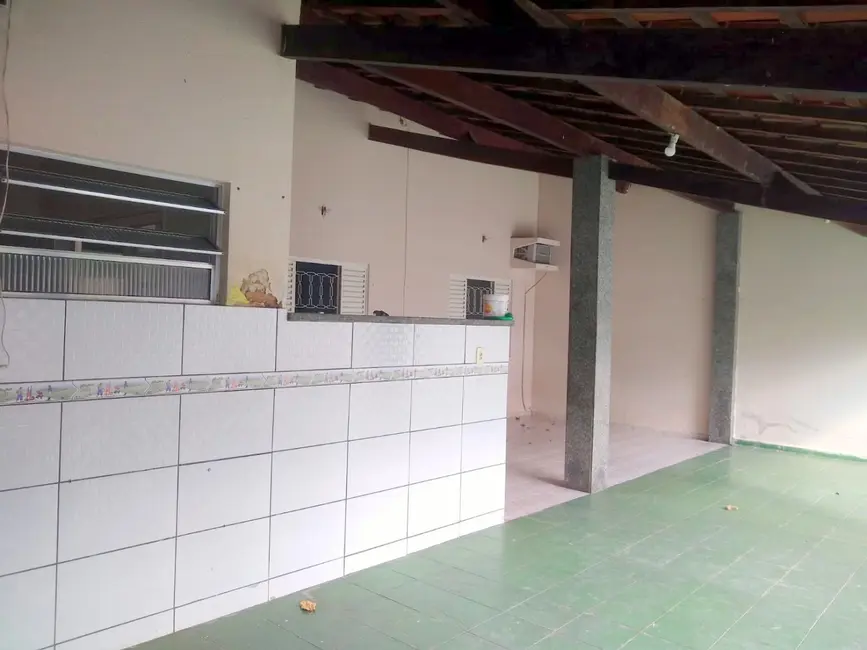 Foto 5 de Casa com 2 quartos à venda, 220m2 em Roseira - SP