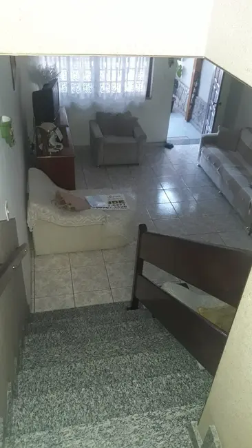 Foto 5 de Sobrado com 3 quartos à venda, 140m2 em Centro, Pindamonhangaba - SP