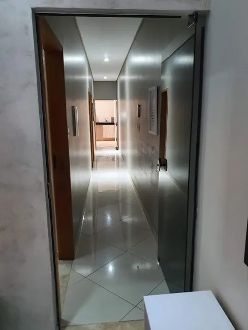 Foto 8 de Casa com 3 quartos à venda, 132m2 em Vista Alegre, Taubate - SP