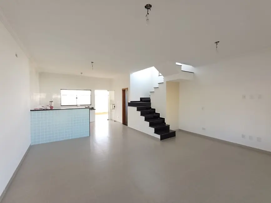 Foto 2 de Sobrado com 3 quartos à venda, 176m2 em Morada dos Nobres, Taubate - SP