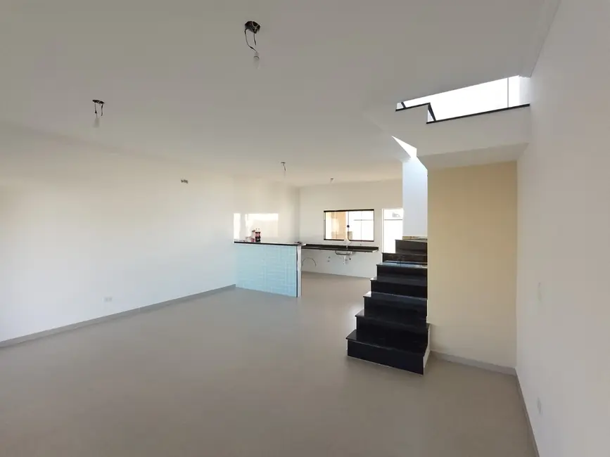 Foto 4 de Sobrado com 3 quartos à venda, 176m2 em Morada dos Nobres, Taubate - SP