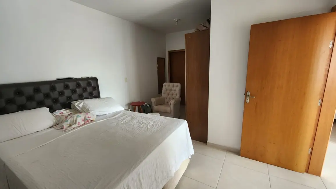 Foto 9 de Casa com 3 quartos à venda, 125m2 em Nossa Senhora do Perpétuo Socorro, Pindamonhangaba - SP