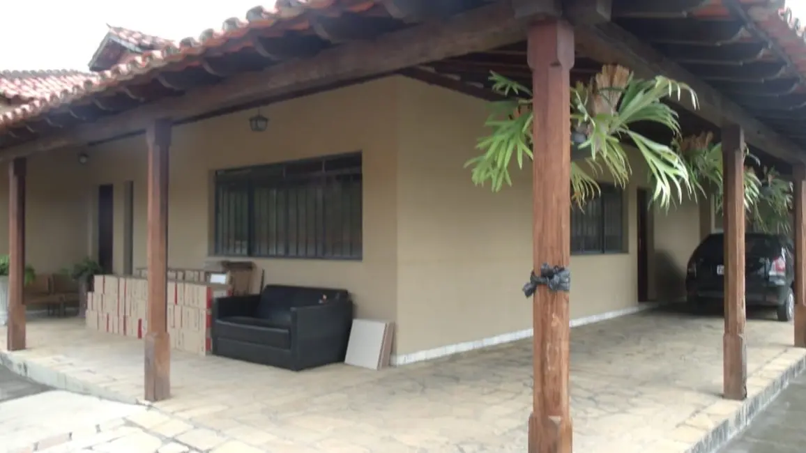 Foto 3 de Casa com 4 quartos à venda, 378m2 em Alto do Cardoso, Pindamonhangaba - SP