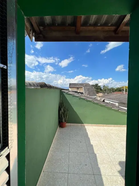 Foto 1 de Sobrado com 4 quartos à venda, 125m2 em Pindamonhangaba - SP