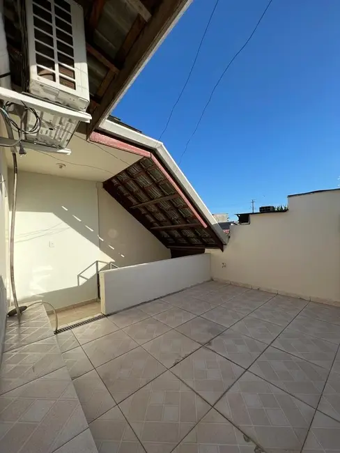 Foto 9 de Sobrado com 4 quartos à venda, 125m2 em Pindamonhangaba - SP