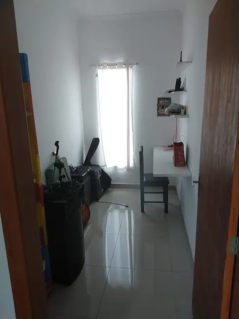 Foto 7 de Casa com 5 quartos à venda, 260m2 em São Benedito, Pindamonhangaba - SP