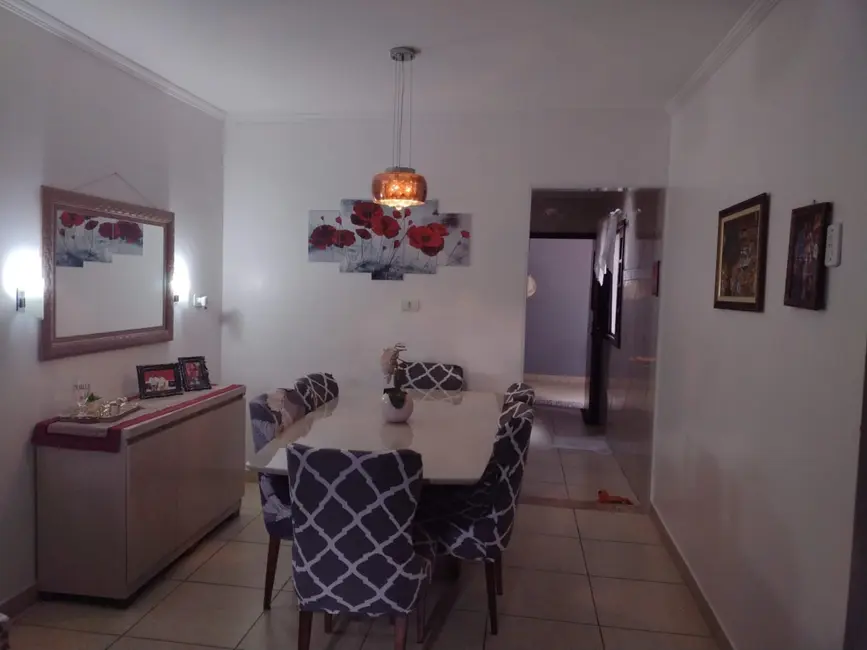 Foto 6 de Casa com 2 quartos à venda, 90m2 em Taubate - SP