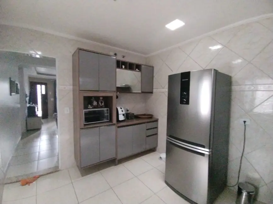 Foto 7 de Casa com 2 quartos à venda, 90m2 em Taubate - SP
