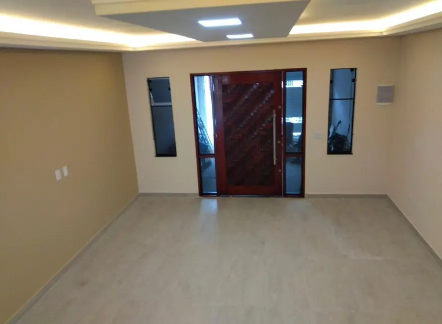 Foto 1 de Sobrado com 2 quartos à venda, 150m2 em Parque Senhor do Bonfim, Taubate - SP