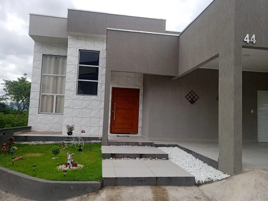 Foto 4 de Casa com 3 quartos à venda, 260m2 em Tremembe - SP