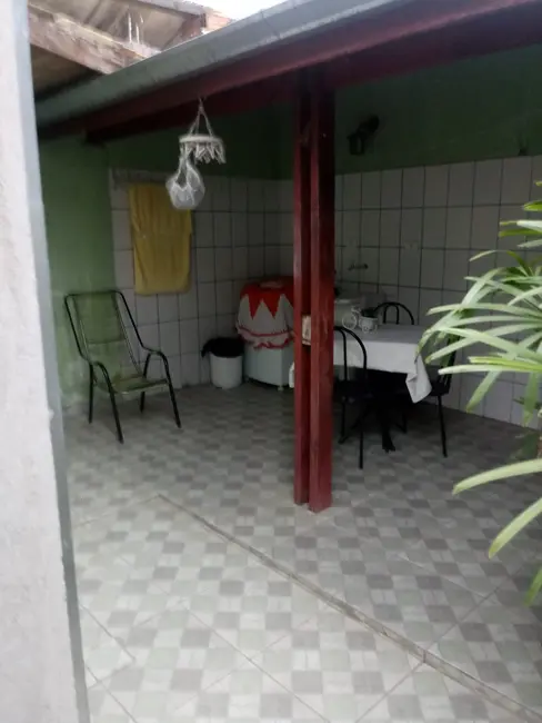 Foto 9 de Sobrado com 3 quartos à venda, 140m2 em Conjunto Residencial Araretama, Pindamonhangaba - SP