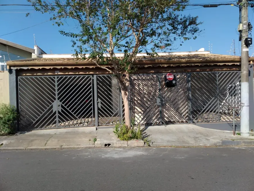 Foto 1 de Casa com 3 quartos à venda, 207m2 em Jardim Rosely, Pindamonhangaba - SP