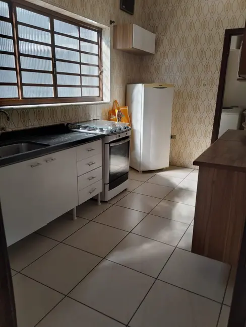 Foto 2 de Casa com 3 quartos à venda, 207m2 em Jardim Rosely, Pindamonhangaba - SP