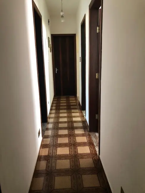 Foto 4 de Casa com 3 quartos à venda, 213m2 em São Benedito, Pindamonhangaba - SP