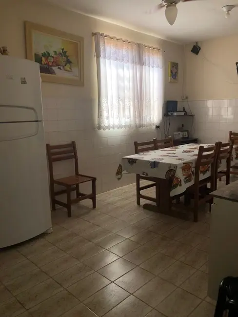 Foto 9 de Casa com 3 quartos à venda, 213m2 em São Benedito, Pindamonhangaba - SP