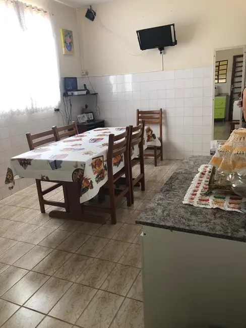 Foto 7 de Casa com 3 quartos à venda, 213m2 em São Benedito, Pindamonhangaba - SP