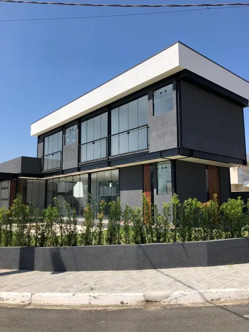 Foto 5 de Casa com 3 quartos à venda, 270m2 em Tremembe - SP