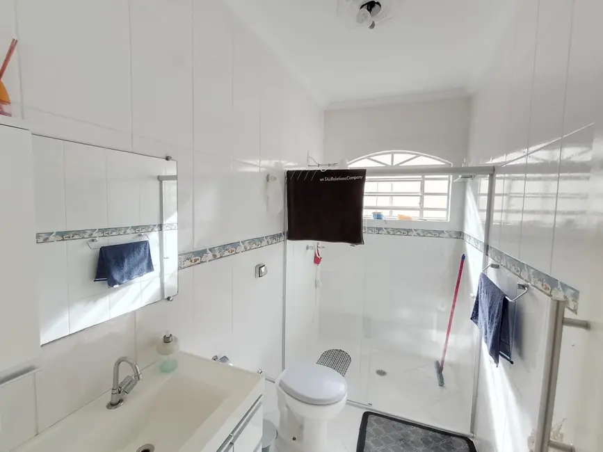 Foto 9 de Casa com 3 quartos à venda, 173m2 em Jardim Gurilândia, Taubate - SP