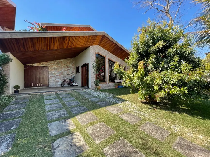 Foto 2 de Sobrado com 6 quartos à venda, 350m2 em Taubate - SP
