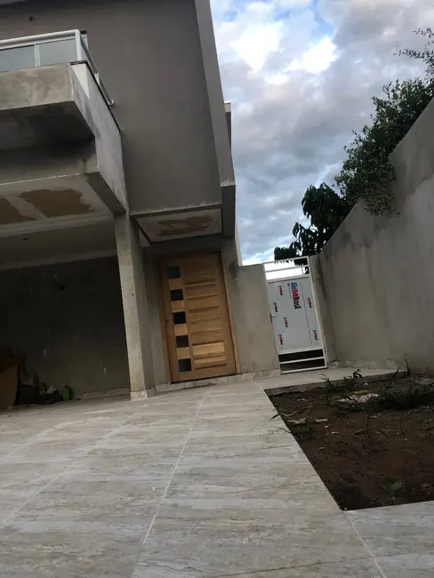 Foto 5 de Sobrado com 3 quartos à venda, 132m2 em Santana, Pindamonhangaba - SP