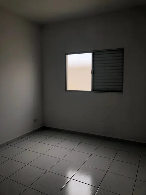 Foto 9 de Casa de Condomínio com 4 quartos à venda e para alugar, 200m2 em Pindamonhangaba - SP