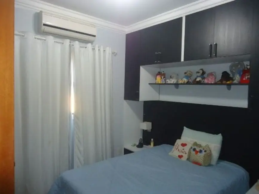 Foto 5 de Sobrado com 4 quartos à venda, 300m2 em Parque das Nações, Pindamonhangaba - SP