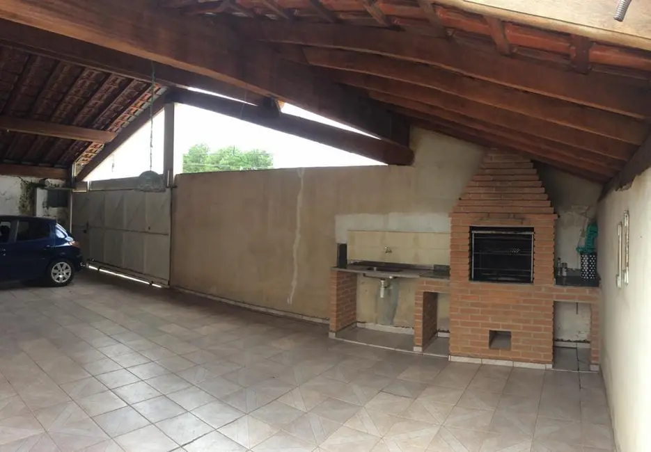 Casa com 3 quartos à venda, 308m2 em Pindamonhangaba - SP - imagem 9 Foto 9 de Casa com 3 quartos à venda, 308m2 em Pindamonhangaba - SP