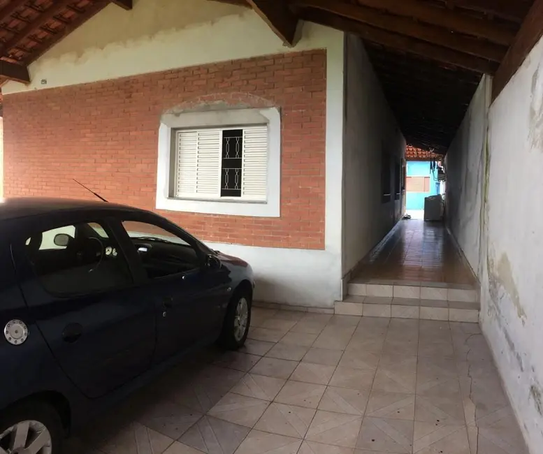 Casa com 3 quartos à venda, 308m2 em Pindamonhangaba - SP - imagem 7 Foto 7 de Casa com 3 quartos à venda, 308m2 em Pindamonhangaba - SP