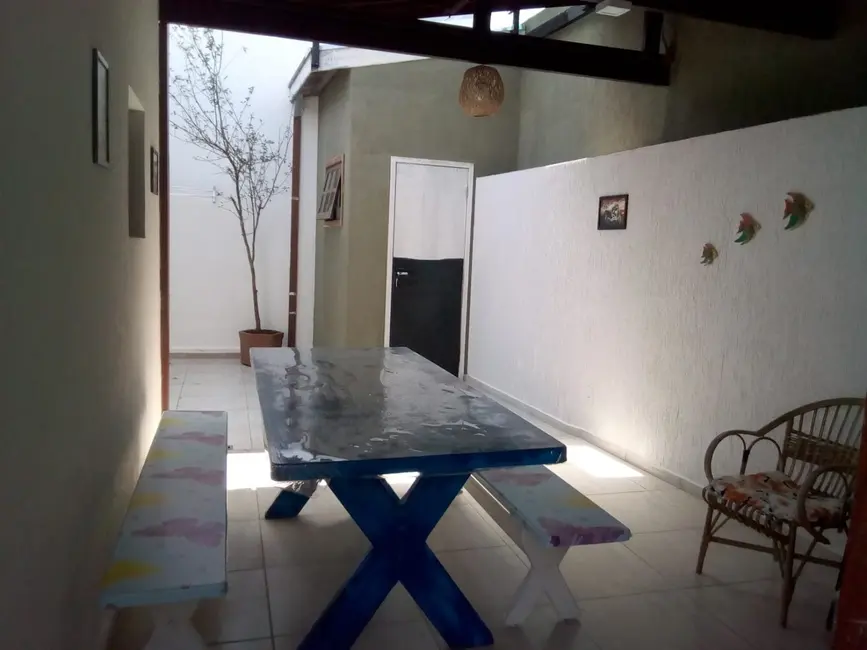 Foto 3 de Casa com 3 quartos à venda, 190m2 em Tremembe - SP