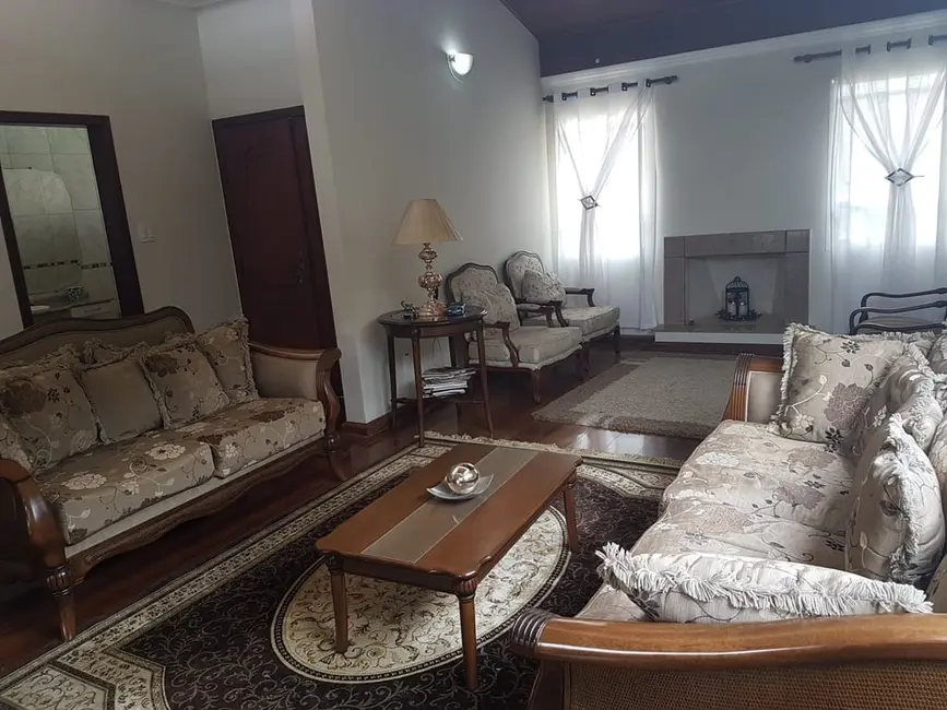 Foto 5 de Casa de Condomínio com 3 quartos à venda, 380m2 em Socorro, Pindamonhangaba - SP