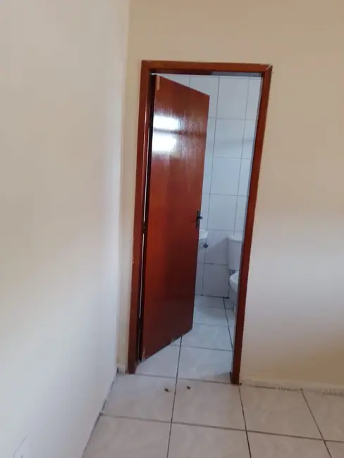 Foto 2 de Casa com 2 quartos à venda, 78m2 em Caçapava Velha, Cacapava - SP
